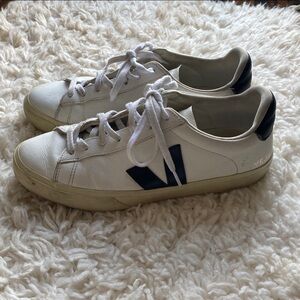 Veja White/Black Esplar Sneakers